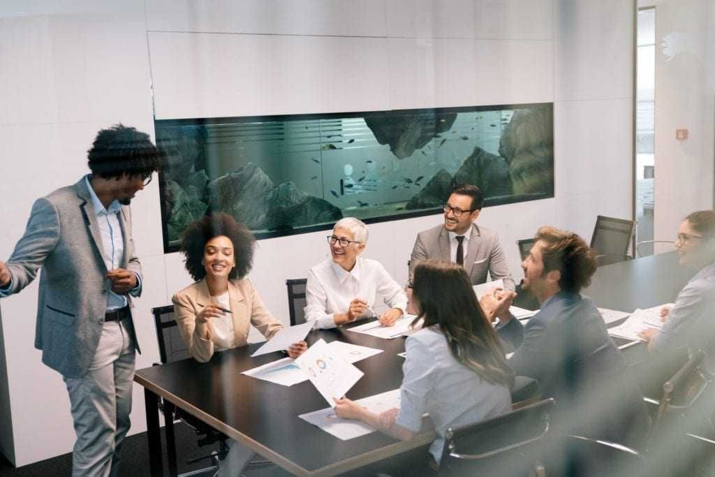 Coaching para Emprendedores (con vale AVGS) 3 Portrait of successful business team working in office
