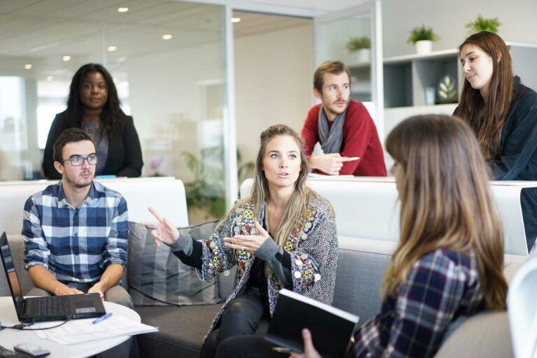Which corporate culture suits you? 2 workplace 1245776 1920